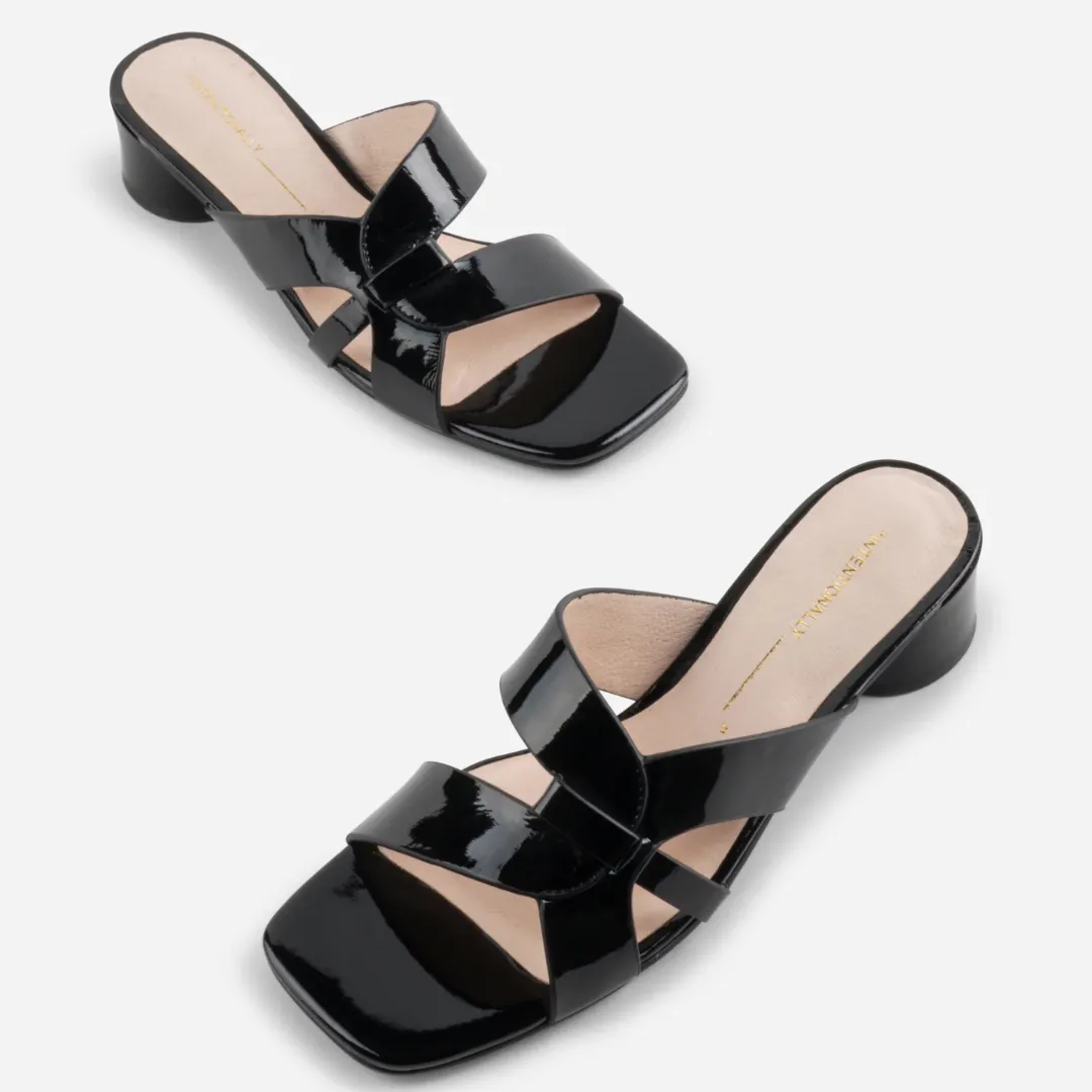 Beatrix Heeled Sandal (Black)