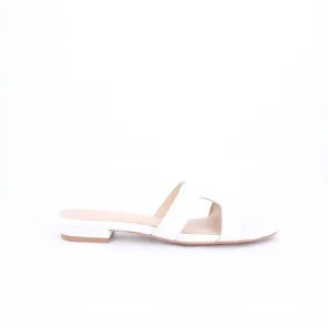 ELAYZA-Slides-flats-WHITE