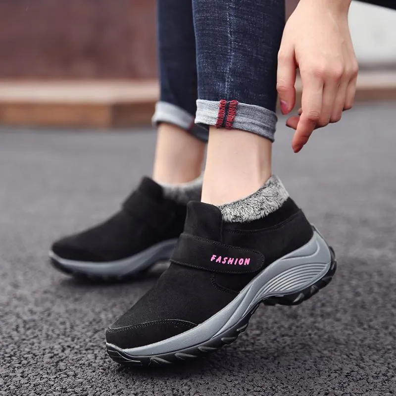 Ladies Plus Velvet Warm Soft Bottom Walking Sneakers