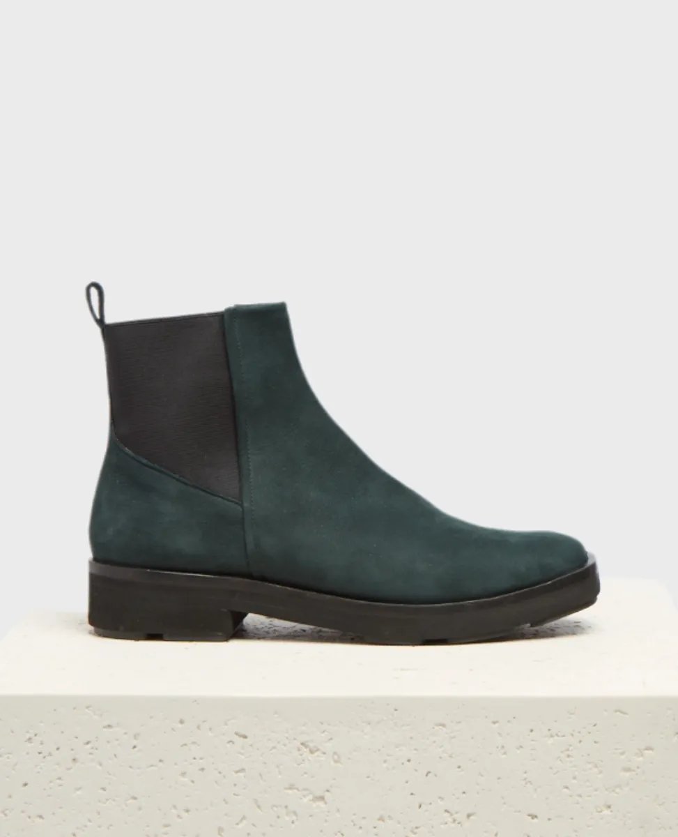 Leggera Boot