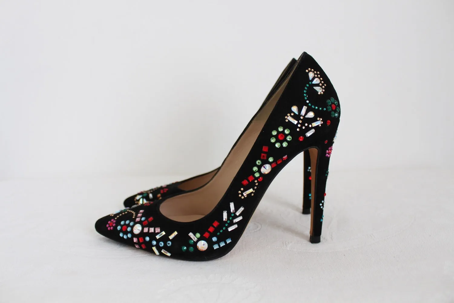 L.K. BENNETT JEWELLED HEELS BLACK - SIZE 4