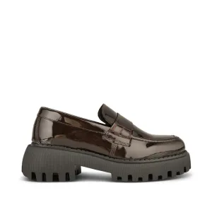 Posey Patent (Dark Brown)