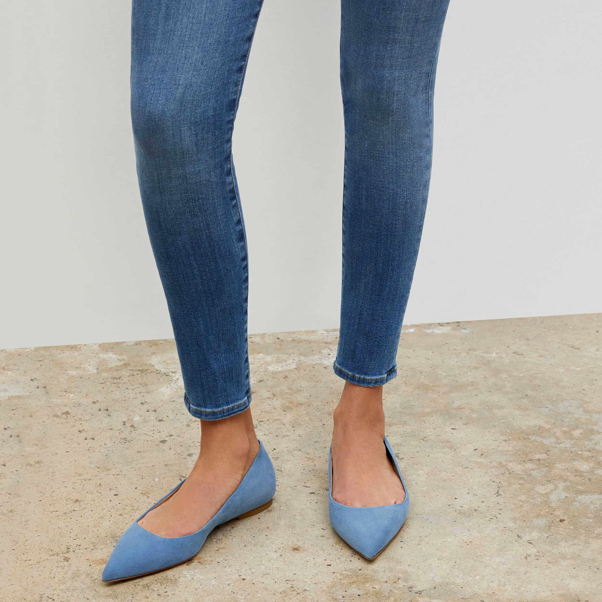 Rowan Flat - Suede :: Sky Blue