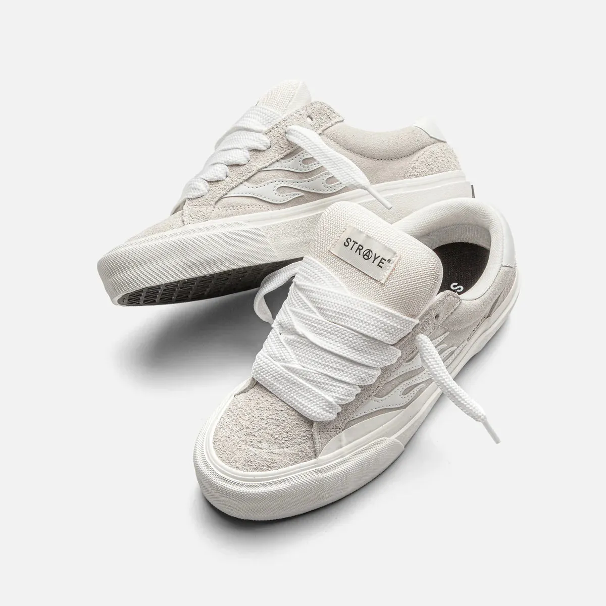 STRAYE Logan Puff Cream Sneakers
