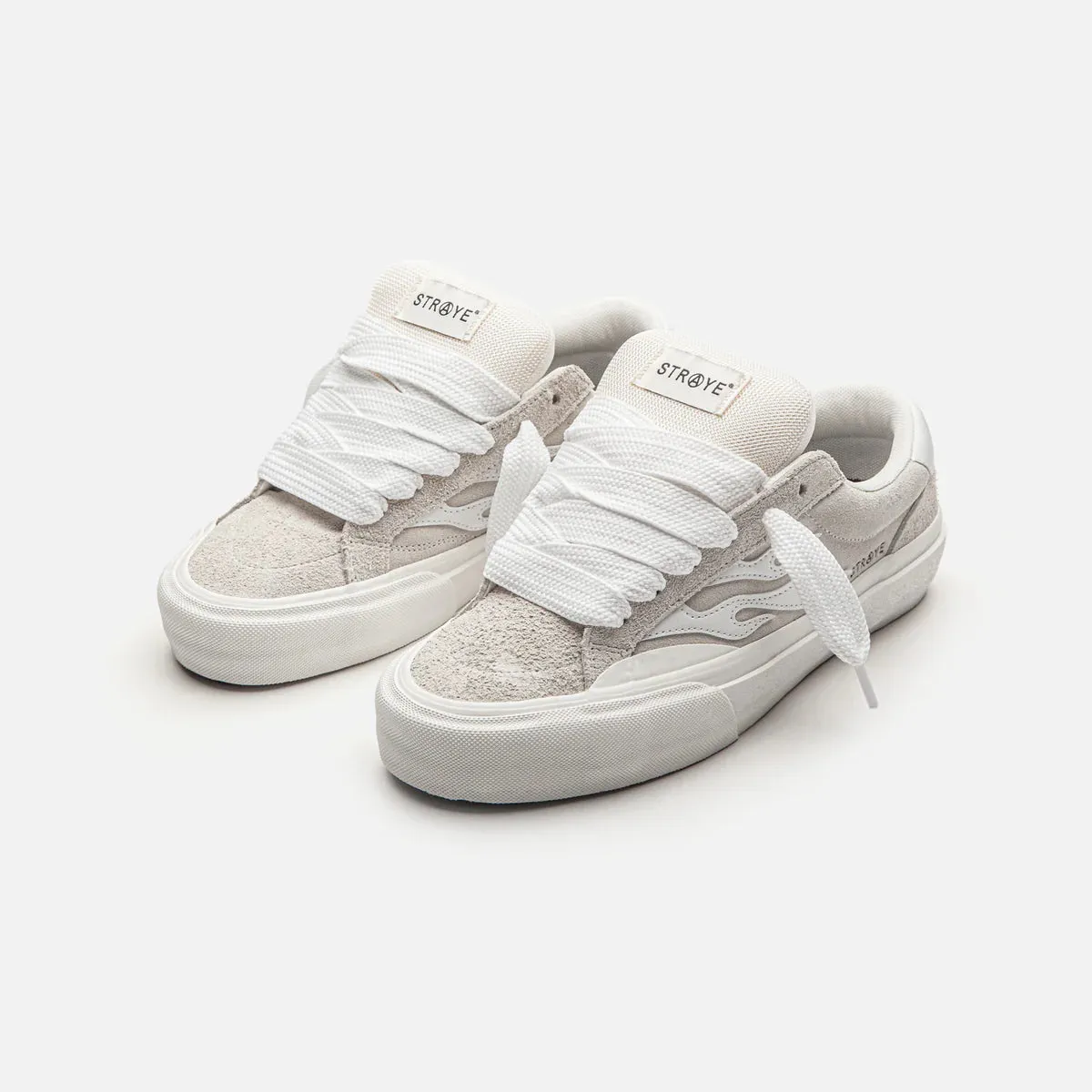 STRAYE Logan Puff Cream Sneakers